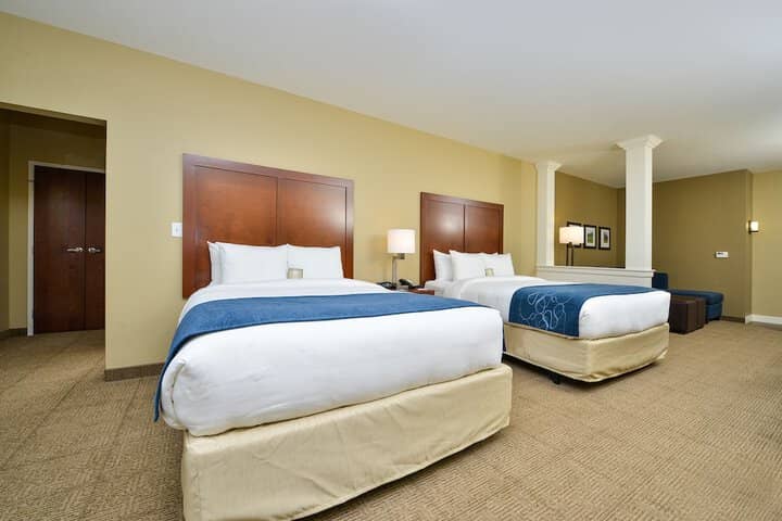 Room 6 of 36